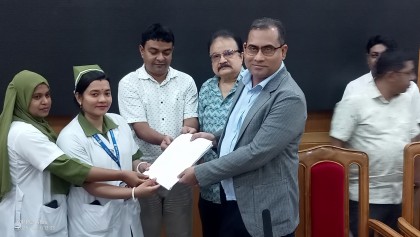 খুলনা শিশু হাসপাতালে এডহক কমিটির সদস্য মুনীর আহমেদের অপসারণ দাবি

