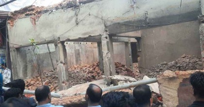 নেত্রকোণায় দেয়াল ধসে তিন শ্রমিকের মৃত্যু