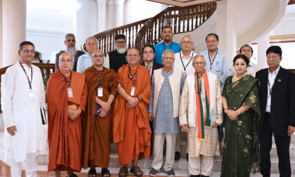 Buddhist leaders exchange greetings with CA