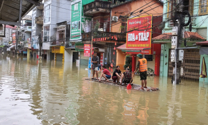 Vietnam reports its worst flood levels on three rivers since 1986