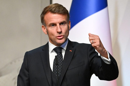Macron expresses 'extreme urgency' to get aid into Gaza