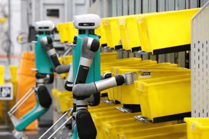 Amazon applies AI to make robots better warehouse workers