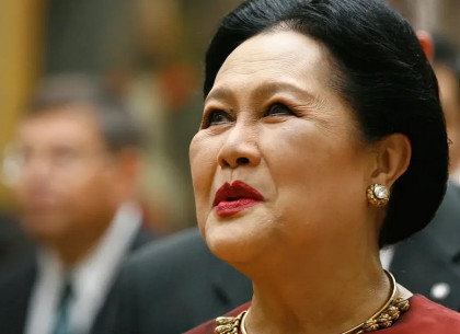 Thailand's former queen Sirikit dead at 93