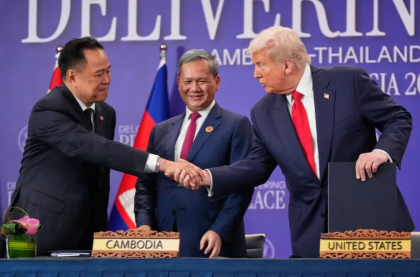 Trump co-signs Thailand-Cambodia ceasefire agreement