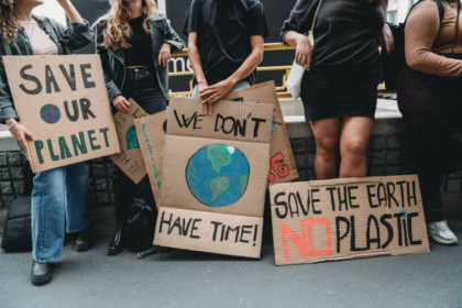World far off track to meet climate goals: UN
