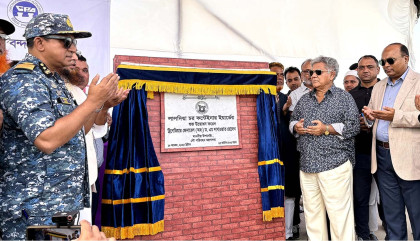 Foreign management is required to raise Ctg Port to international standards: Adviser