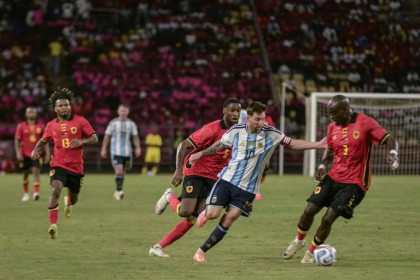 Argentina wins in Angola thanks to a goal from Messi