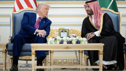 Trump hosts Saudi prince for first time since Khashoggi killing