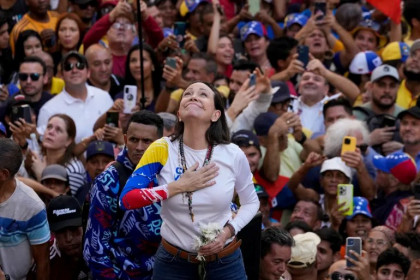 Venezuelan opposition calls for rallies ahead of leader’s Nobel ceremony