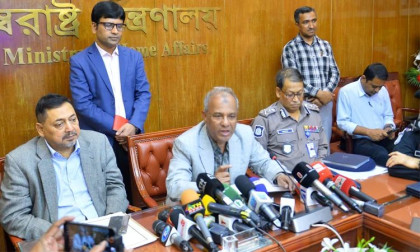 Nobody in Bangladesh is at risk: Home Advisor  