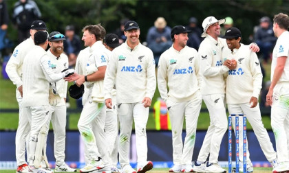 New Zealand strike as West Indies lose courageous Hope to be 120-5