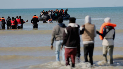 French prosecutors seek up to nine years for Channel migrant smugglers