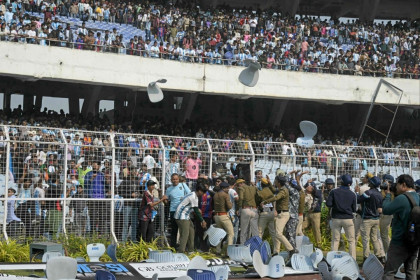 Spectators vandalise Indian stadium following Messi's unexpected departure