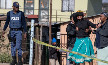 Gunmen kill 10, wound 10 more in South Africa shooting