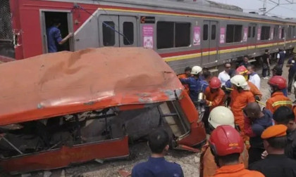 Indonesia bus crash kills 16, rescuer says