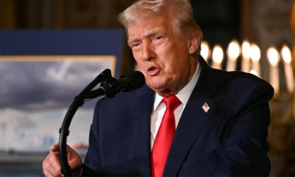 Trump says would be ‘smart’ for Venezuela’s Maduro to step down