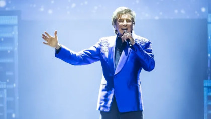 US singer Barry Manilow reveals lung cancer diagnosis