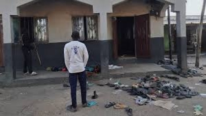 Police suspect suicide bomber behind Nigeria’s deadly mosque blast