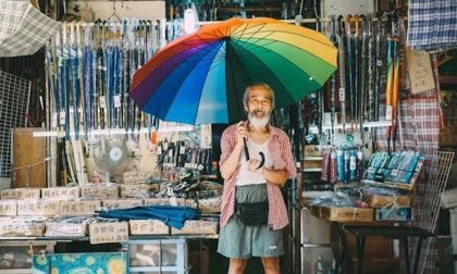 Hong Kongers bid farewell to ‘king of umbrellas’