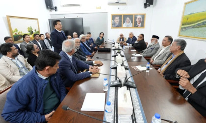 Tarique Rahman meets top business leaders