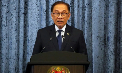 Malaysia to introduce 10-year term limit for prime minister