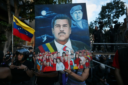 ‘Free our president’, Maduro supporters demand at rally