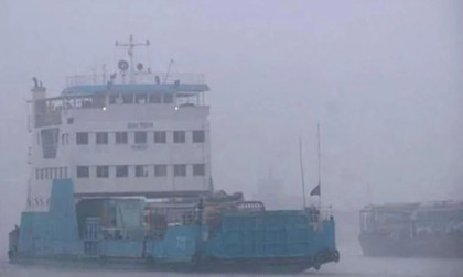 Ferry services on Aricha-Kazirhat resume after 10 hours