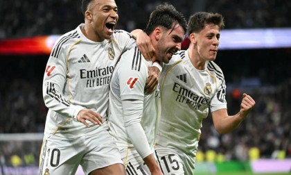 Real Madrid overcome Bernabeu boos to record Arbeloa’s first win