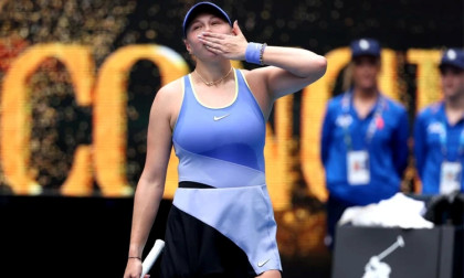 Ruthless Anisimova races into Australian Open round two