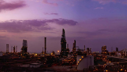Venezuela to use $300m from US oil sale to shore up collapsing currency