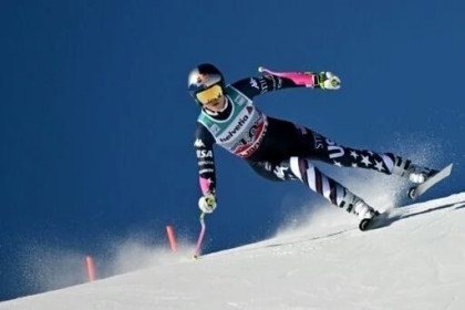 Lindsey Vonn defies the odds to chase Olympic dream