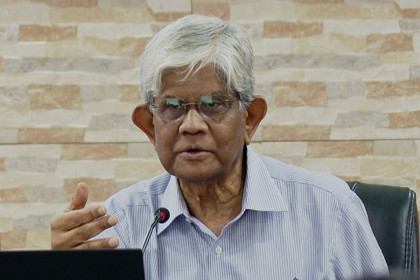 Dr Salehuddin highlights economic stability, urges caution for next govt