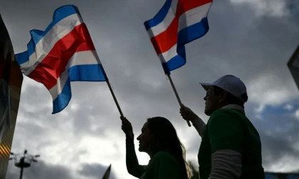 Costa Rica election: right-wing candidate set for big win