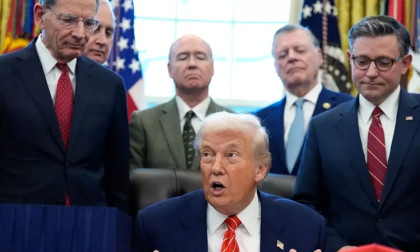 US immigration crackdown adjusted in Minnesota as Trump hints at policy shift