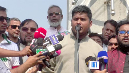Police reverted to fascist behaviour: Hasnat Abdullah