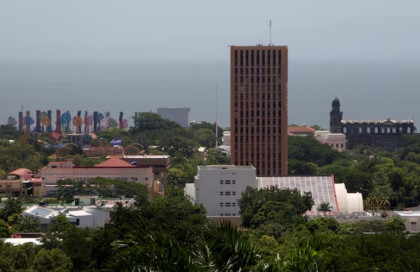 Cuban transit route blocked as Nicaragua imposes visa requirement