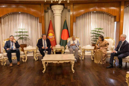 EU Election Observer Mission meets Muhammad Yunus