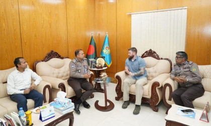 Khulna police host US delegation to assess election readiness