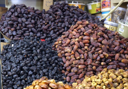 Date prices surge in Dhaka on first day of Ramadan despite duty cut
