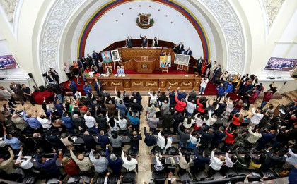 Venezuela parliament unanimously approves amnesty law