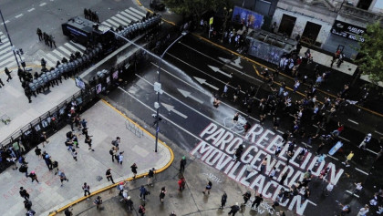 Striking Argentine workers clash with police in protest over labor reforms