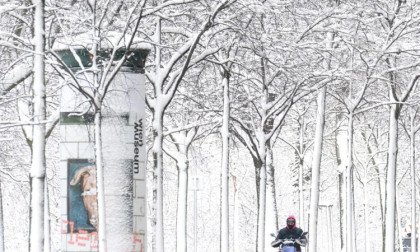 Austria snowstorm leaves five dead, road and power chaos