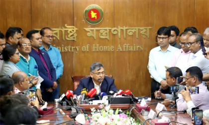 Govt to form new commission to reinvestigate 2009 BDR mutiny: Home Minister