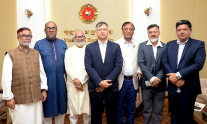 Home minister meets new city corporation administrators