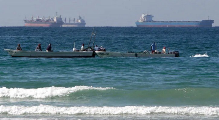 Oil prices soar, stock markets fall amid Iran-US conflict