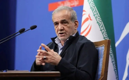 Iranian president apologises to neighbouring Gulf countries 