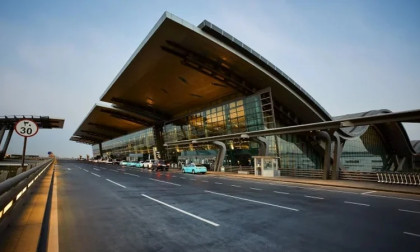 Evacuation and cargo flights resume as Qatar partially reopens airspace