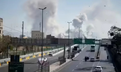 Witness reports explosion in sky near Dubai airport