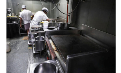 Gas curbs in India spark restaurant closure fears