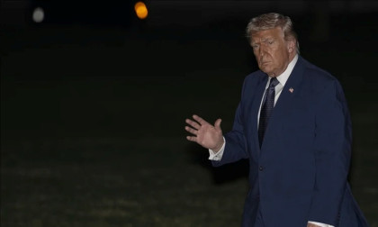 Trump says US hitting Iranian minelayers